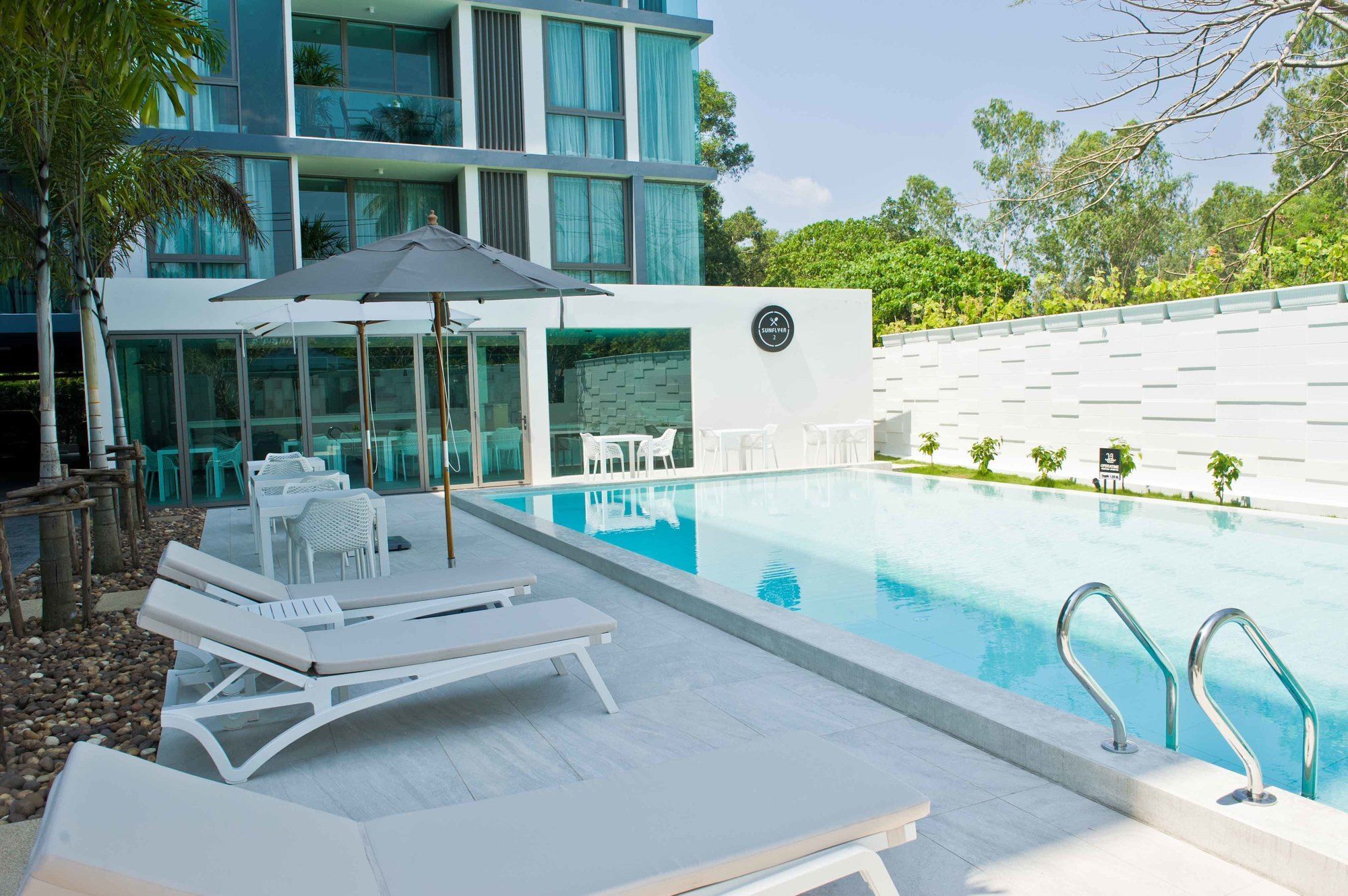 Appartamento Ocean Stone Phuket Esterno foto