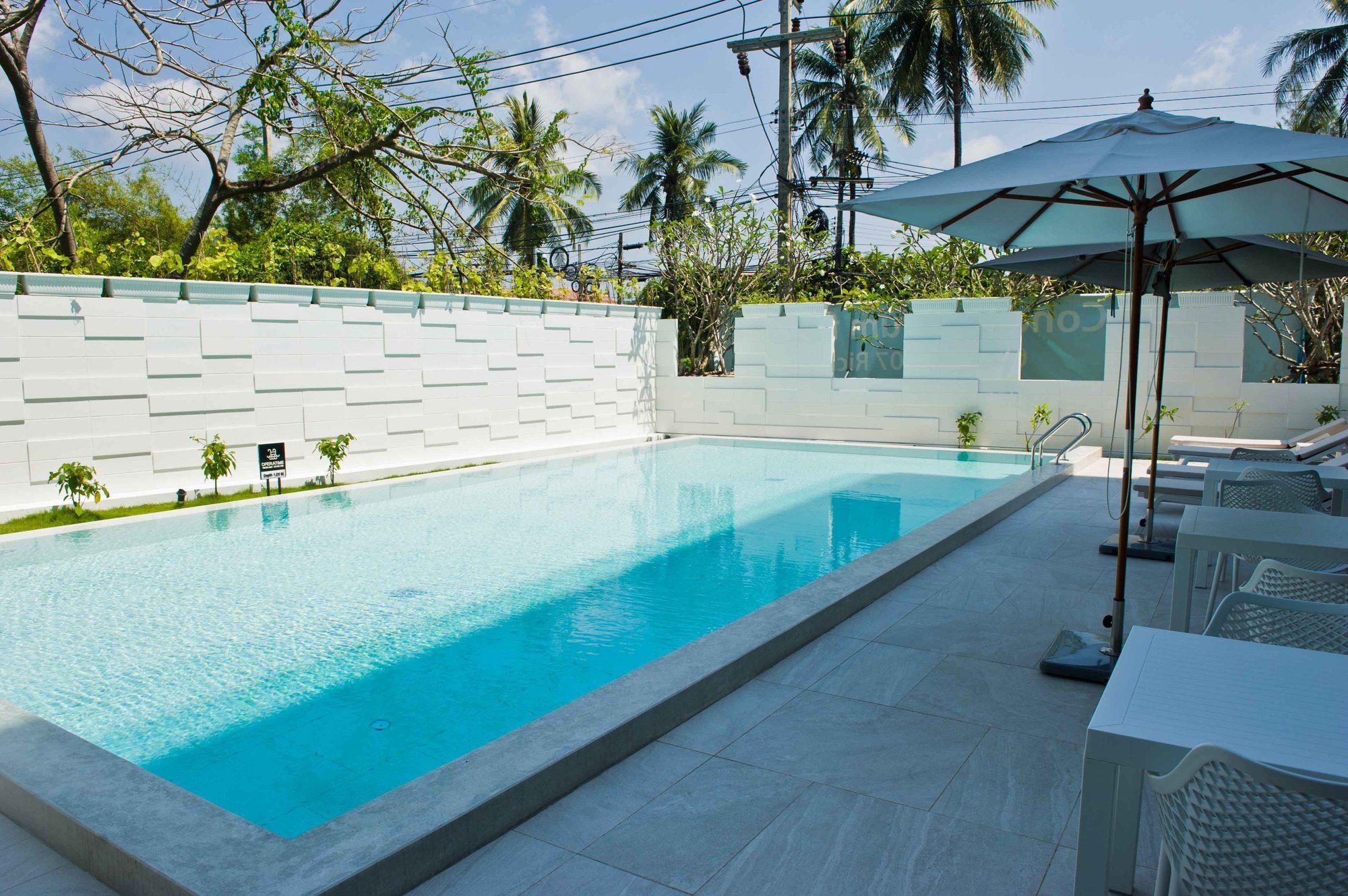 Appartamento Ocean Stone Phuket Esterno foto